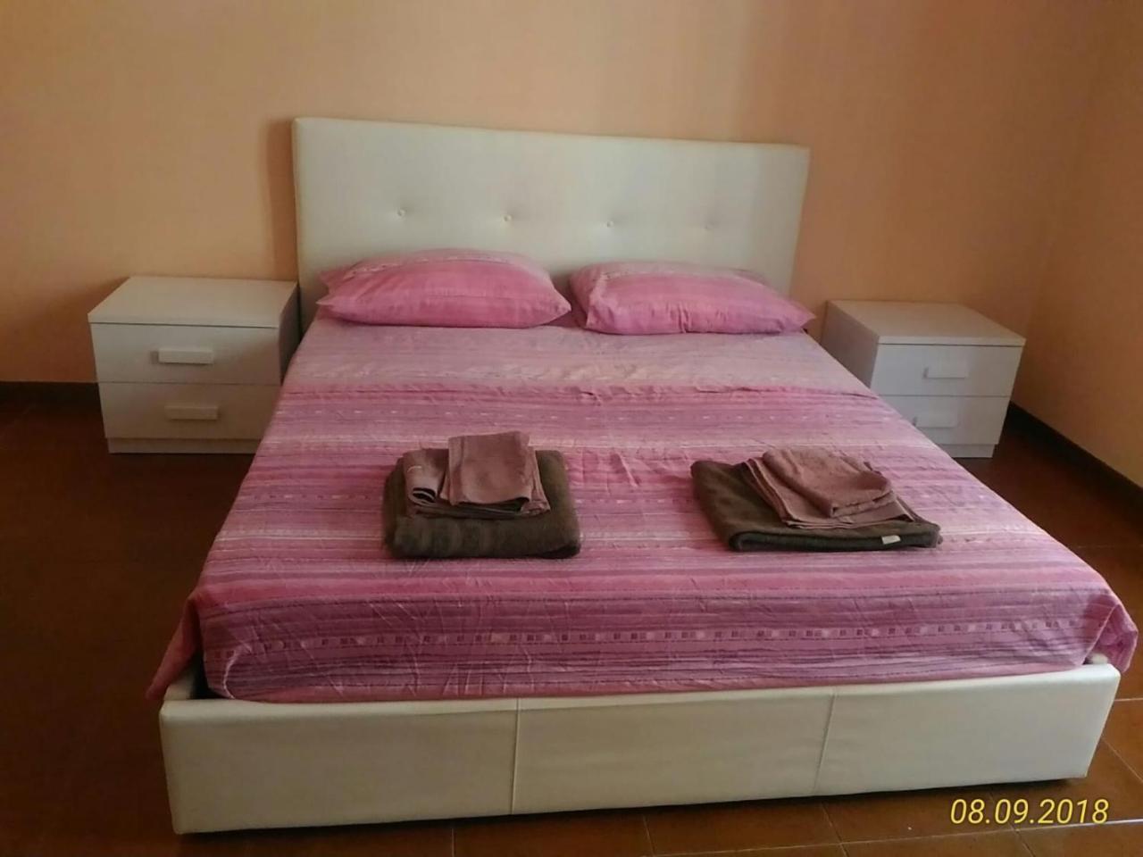 Santini House Gasthof *