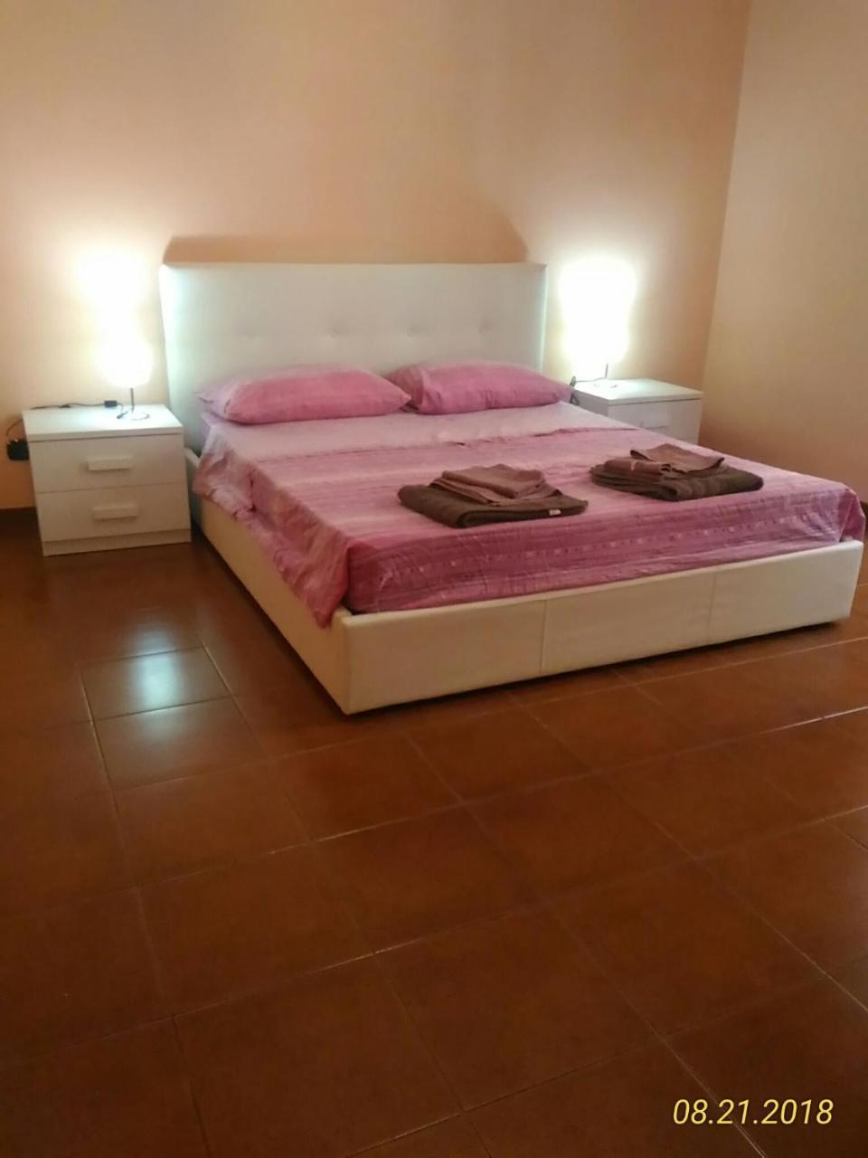 Santini House Rom
